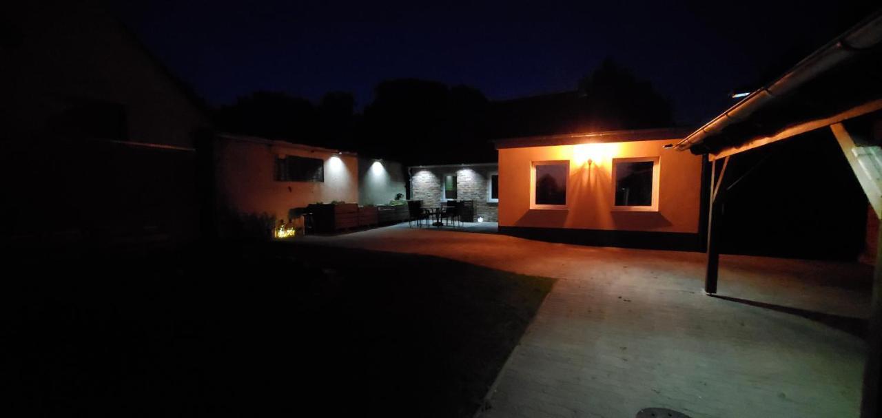 הוילה Neulewin Haus Oderbruch מראה חיצוני תמונה